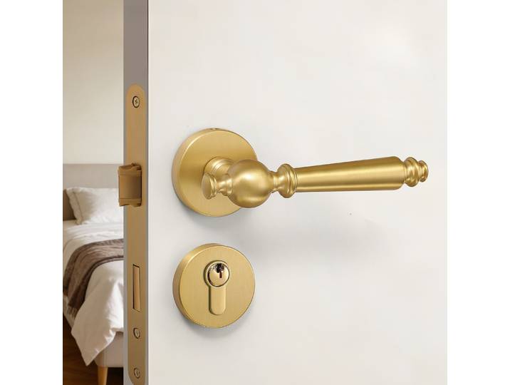 Poignées de porte intérieures minimalistes en laiton pour salles de réunion et chambres ; serrures pour portes doubles, pour portes pleines et portes à âme creuse.
