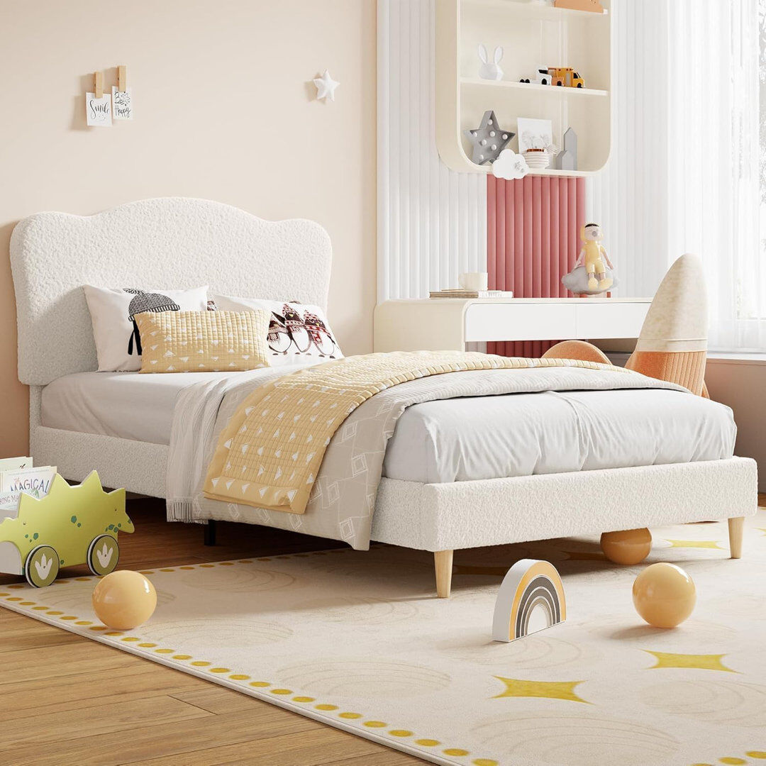 Fairmont Park Bed Off white 103cm H X 90cm W X 190cm L