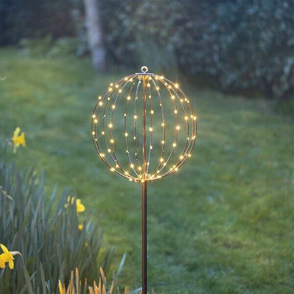 Solar Centre Shadforth Solar Sphere Stake Light