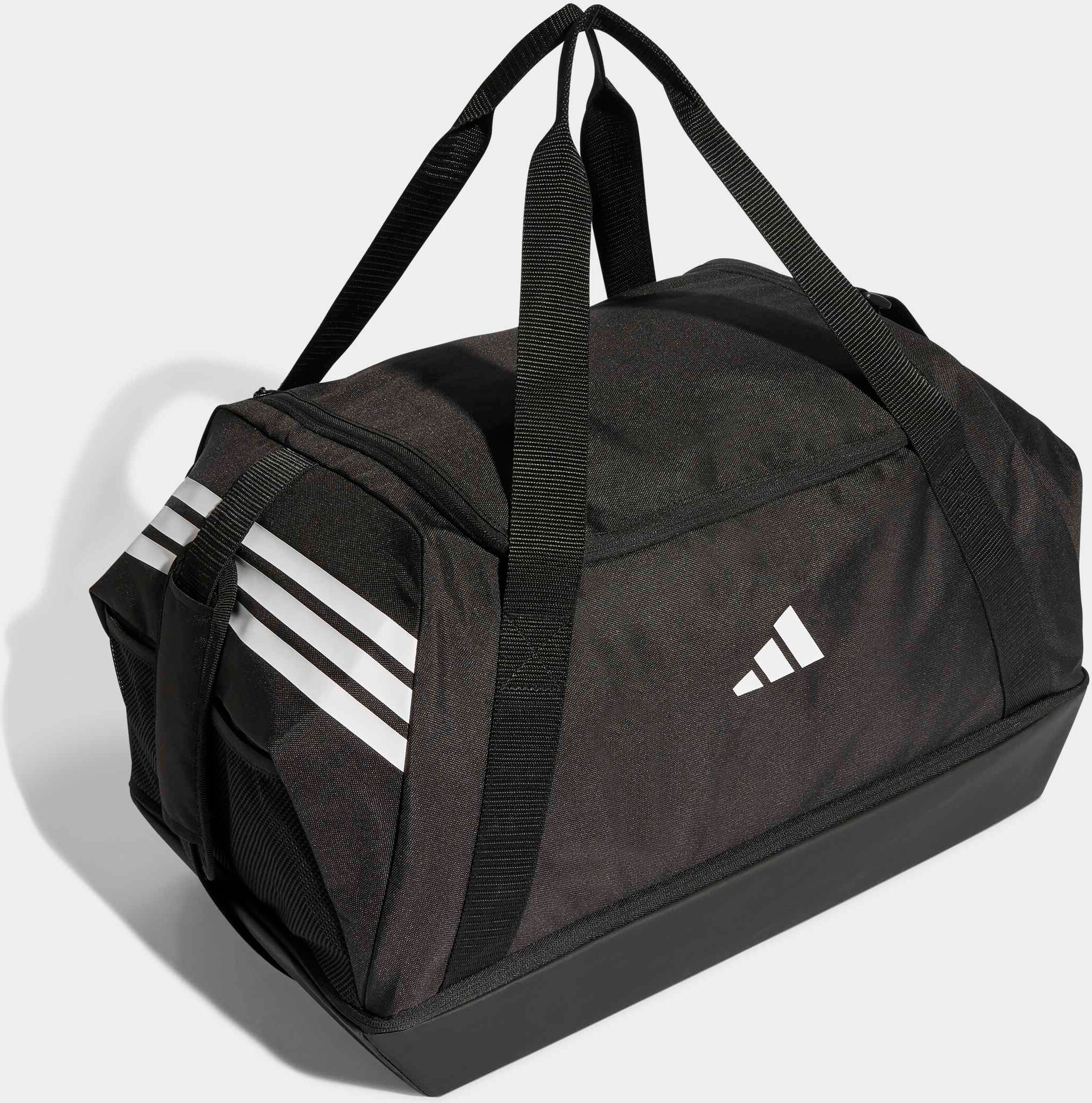 Sporttasche ADIDAS PERFORMANCE "TIRO MEDIUM DUFFELBAG MIT BODENFACH", Damen, schwarz, weiß, Obermaterial: 100% Polyester, Taschen Sporttasche schwarz, weiß Einheitsgröße