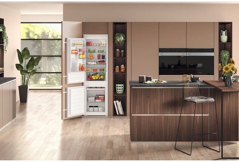 Hotpoint Ariston Frigorifero combinato ad incasso HAC18D031A1