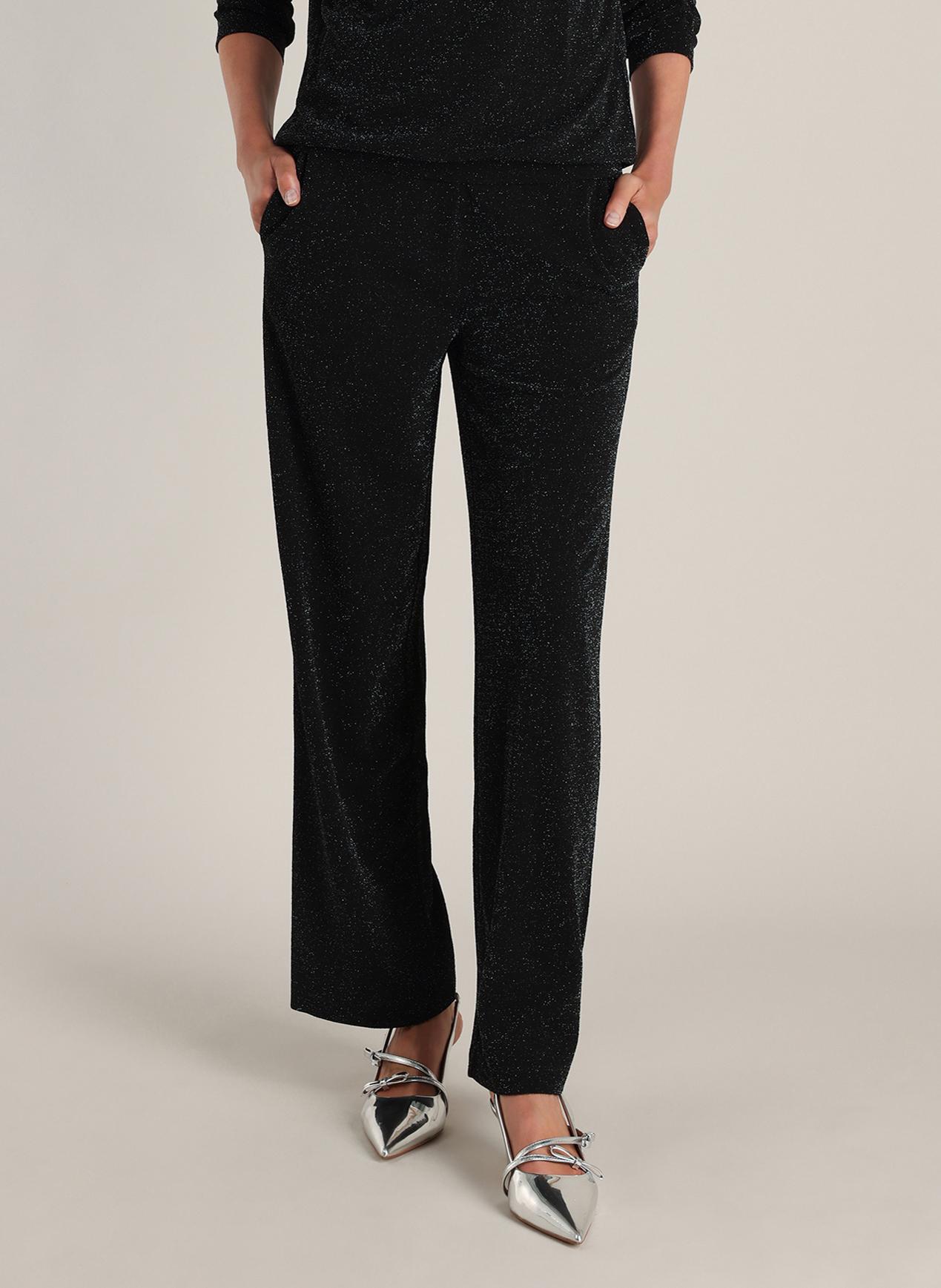 YEST Paloma Essential Black
