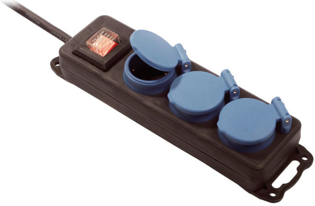 Bachmann Multiprise 3x prise avec protection 1x interrupteur 349.045 (349.045)