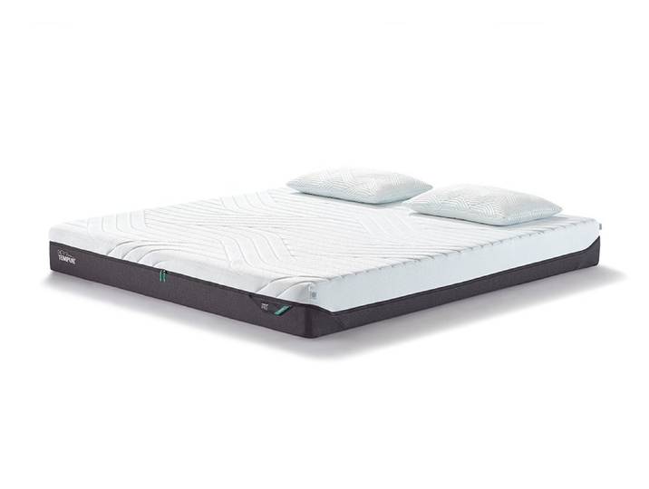 TEMPUR PRO CoolQuilt Matratze Medium: Erholsamer Schlaf durch Entlastung, Anpassung & Komfort, OEKO-TEX MADE in GREEN