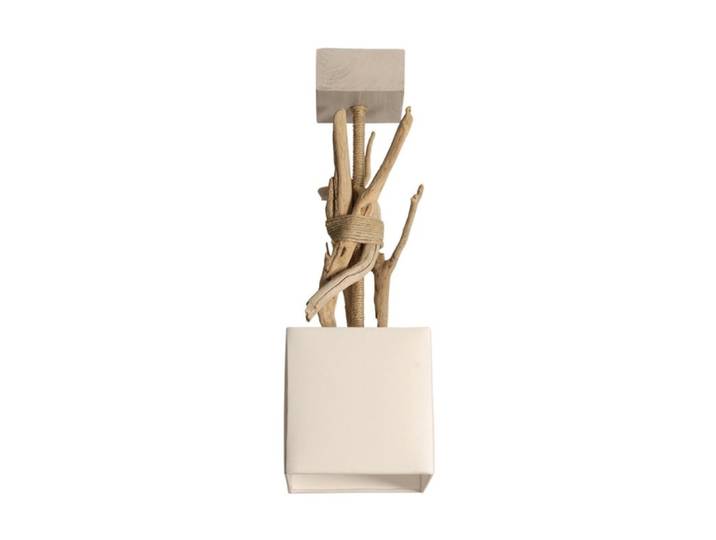 Suspension en bois blanc cassé