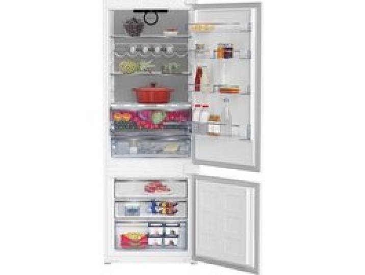 Réfrigérateur combiné Beko BCNE400E50SHN 370L