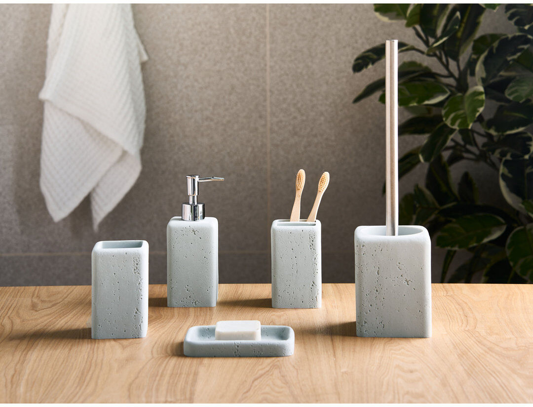 Metro Polyresin Bathroom Accessory Set Bathroom Tray Tumbler Light Grey 38cm H X 10cm W X 10cm D