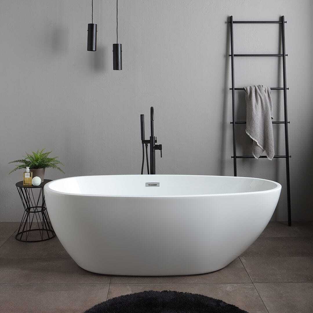 Weiße freistehende Badewanne | Alexandra