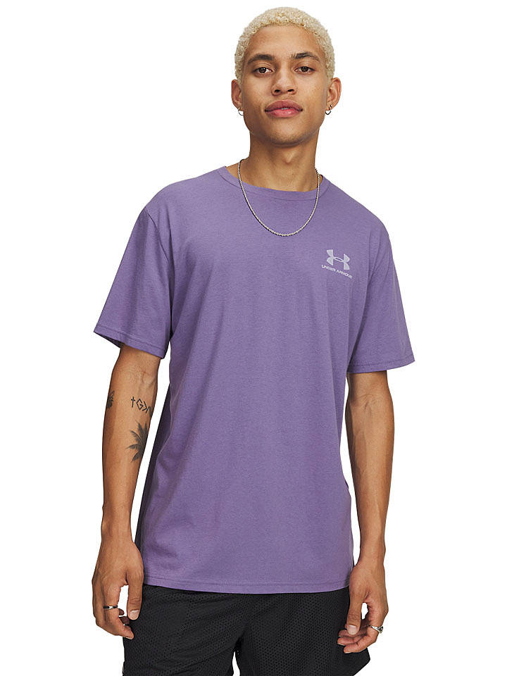 Under Armour Shirt in Lila - L