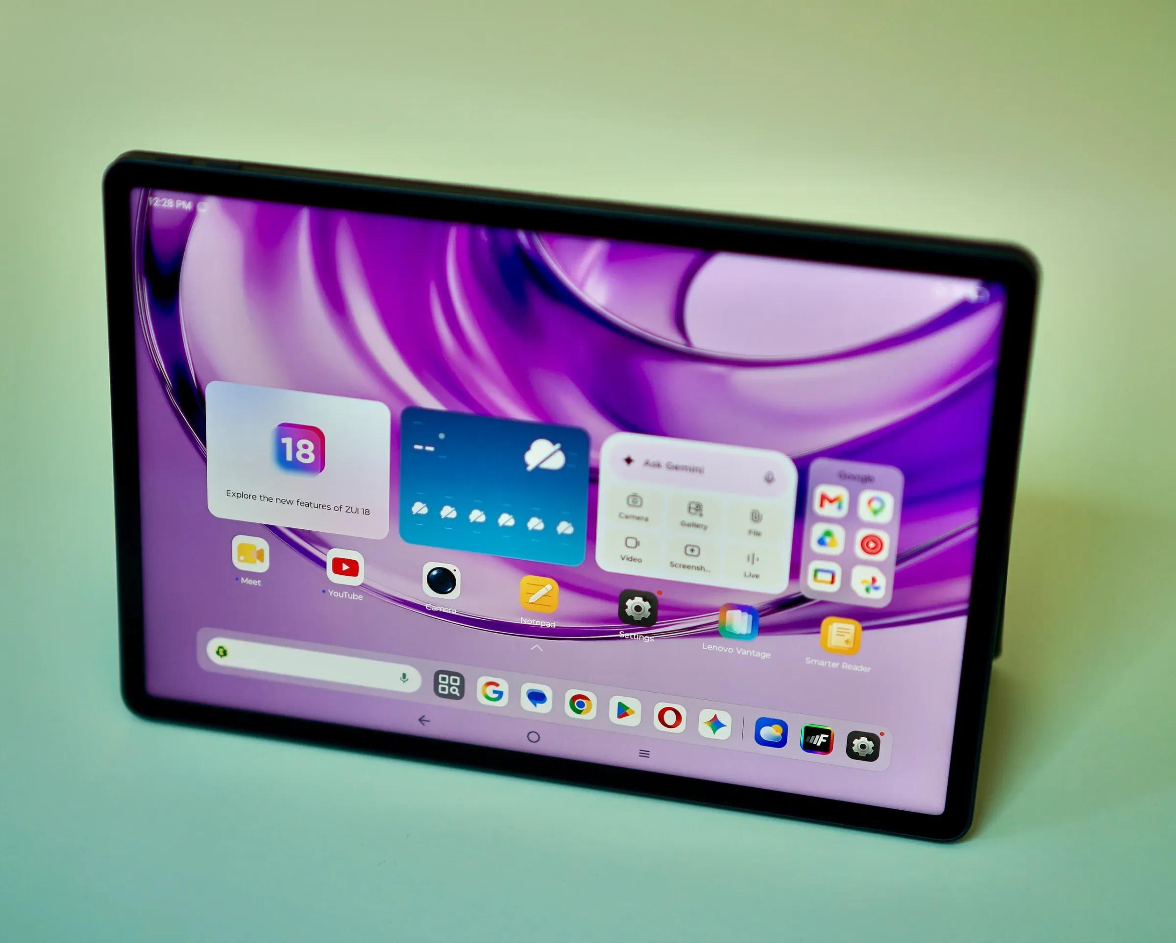Lenovo ZAJ00024PL 256 GB - 11,1" Tablet - Mediatek Dimensity 28,2cm-Display