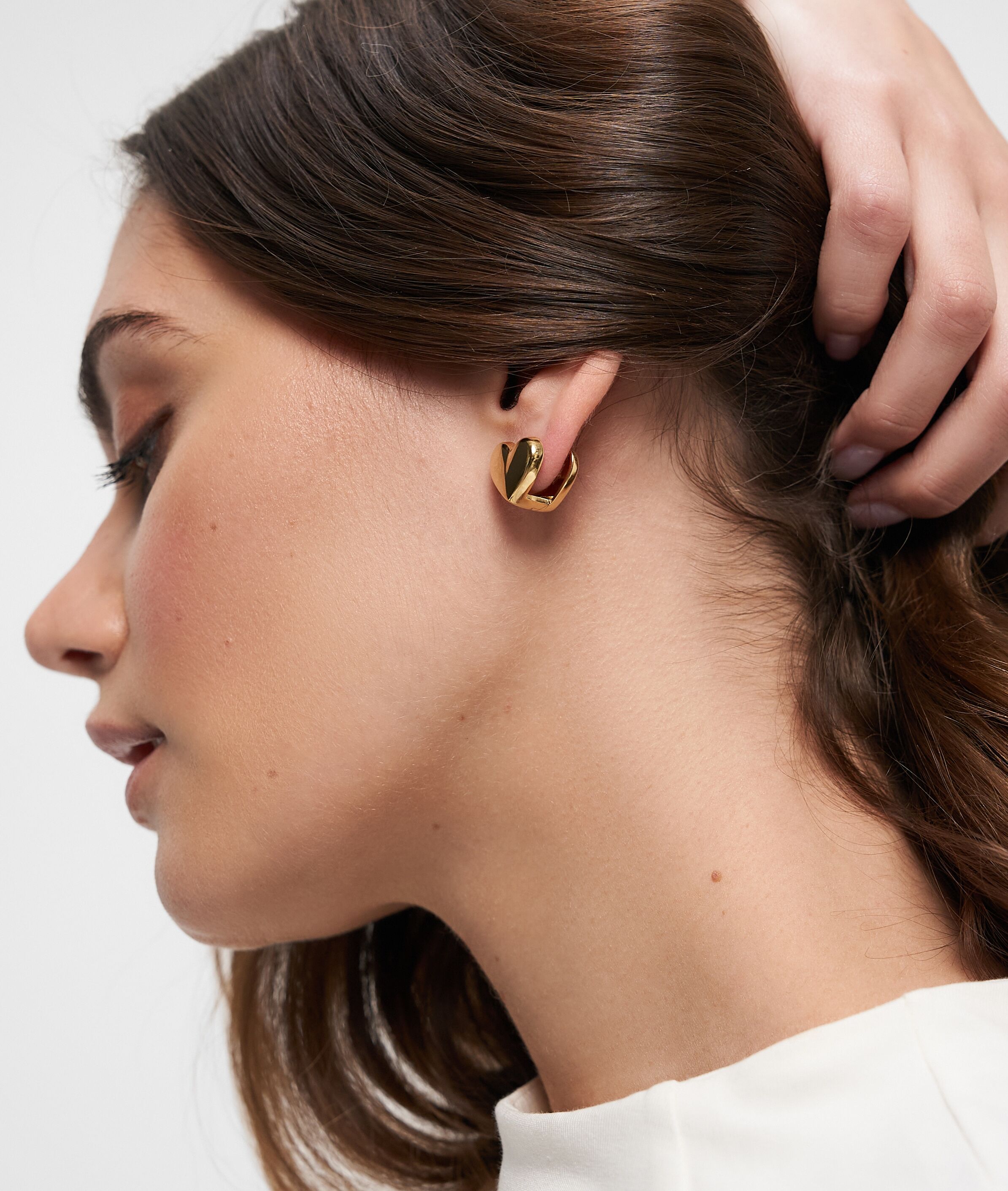 Paar Creolen TAMARIS "Schmuck Geschenk Edelstahl Doppelseitiger Herzstecker", gold (gelbgoldfarben), Ohrringe, Damen, Edelstahl, Paar Creolen