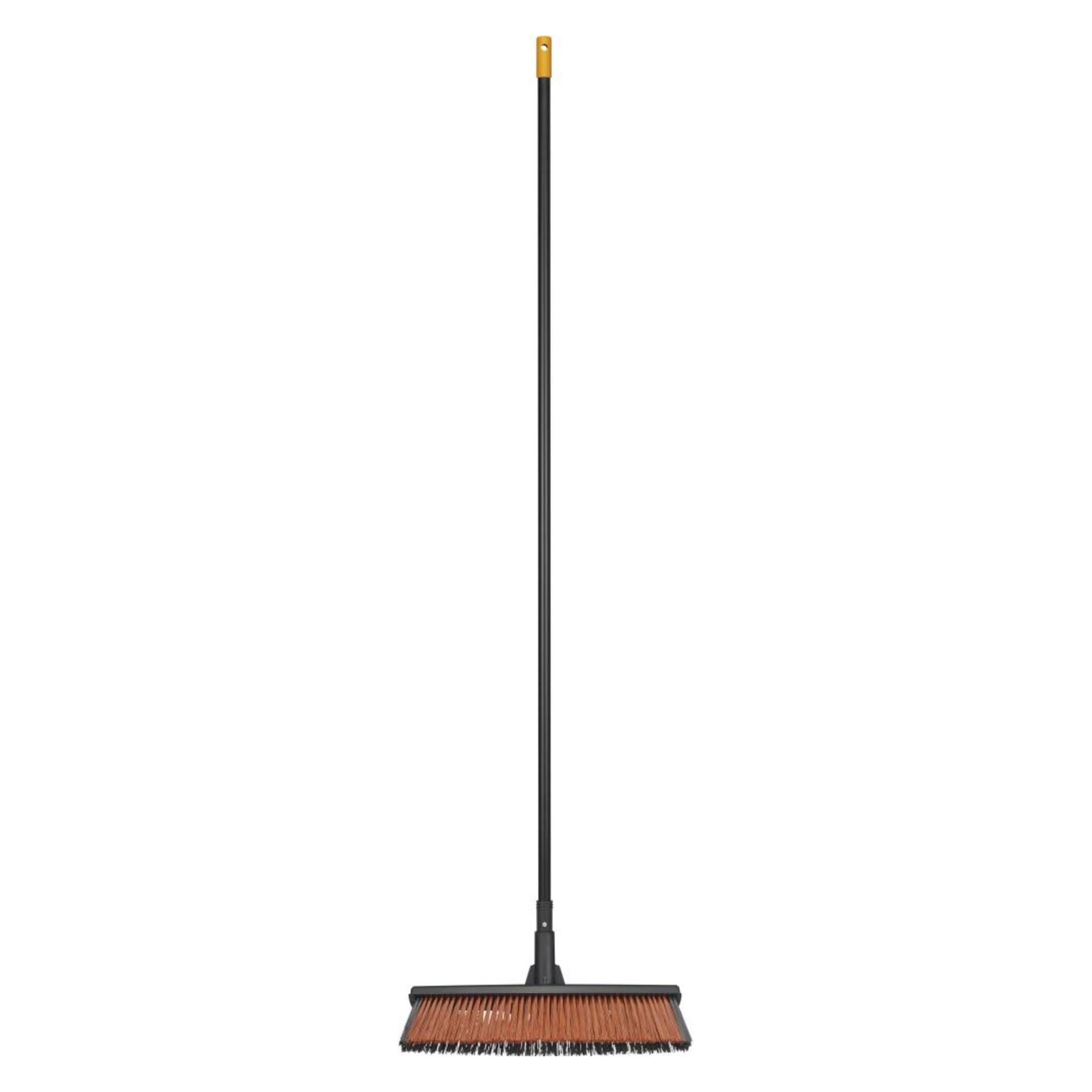 Fiskars Universal yard broom M, 1025921 (1025921)