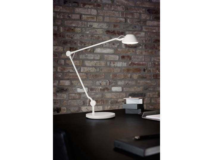 AQ01 Tischleuchte Matt Schwarz - Fritz Hansen - Wohnzimmer - Aluminium