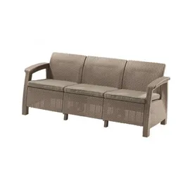 Sofa Corfu love seat max in der Farbe Cappuccino mit Kissen in Sand