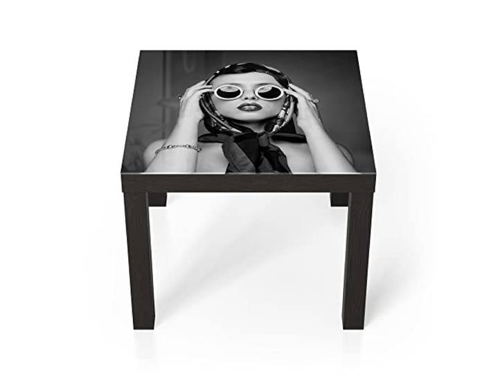 DEQORI Glastisch schwarz klein 55x55 cm Motiv Junge Frau im Retro-Stil ausgefallener Beistelltisch aus Glas Hochglanz Couchtisch fürs Wohnzimmer moderner Couch Tisch mit Design