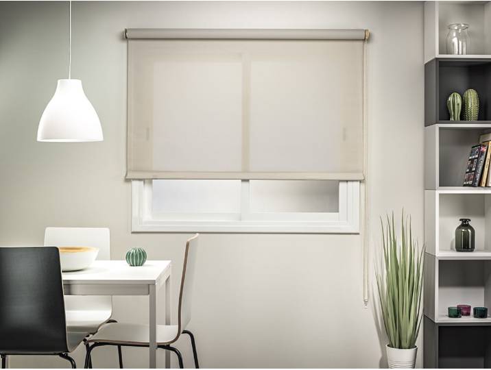 Store enrouleur 120 x 250 beige