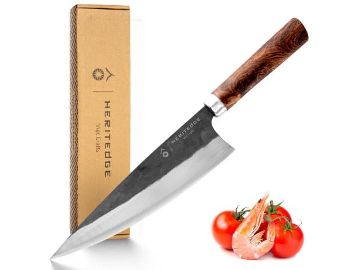 Heritedge Viet Crafts Long Classic Handgefertigtes Chefmesser 20,8 cm Handgeschmiedet in traditioneller Schmiede in Vietnam Carbonstahl 60–61 HRC Tamarindenholz