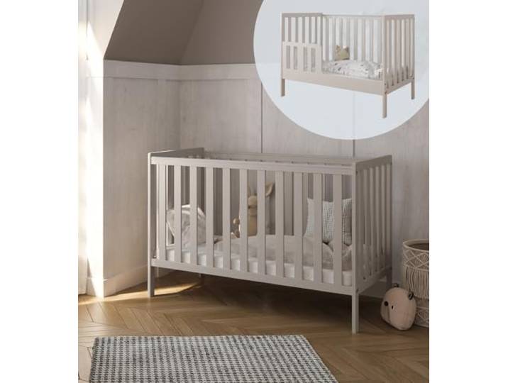 zee - Babybett Kinderbett, 2w1 Bett Bambi - Dreistufige Einstellung für Nicht Sitzendes, Sitzendes und Stehendes Kind - Zwei Abnehmbare Sprossen - mit Geländer - 60x120x86cm, Cachemire