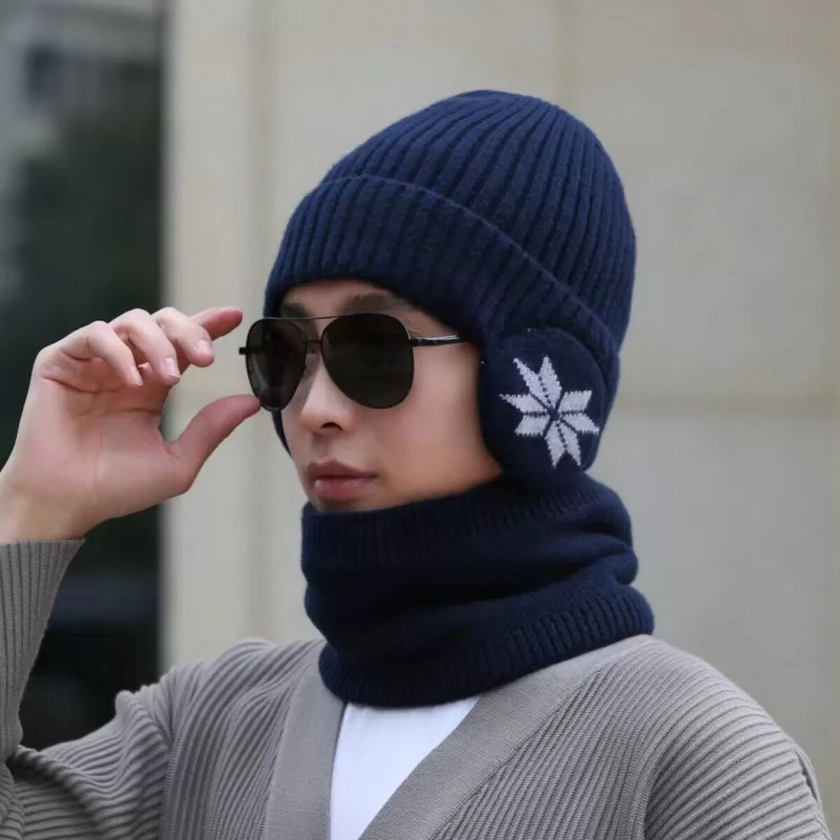 INF Ensemble Bonnet Tricot et Cache-Cou d'Hiver pour Homme - Protection Oreilles Bleu marine