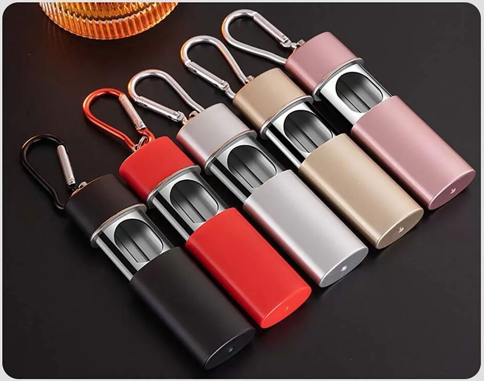 INF Cendrier créatif à tiroir portable avec porte-clés pour l'extérieur Le noir