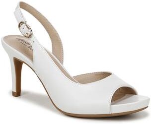 Women's Teller 2 Slingback Pump by LifeStride in Bright White (Size 6 M)