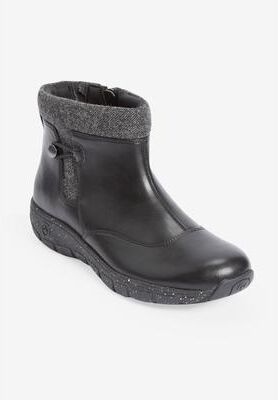 Women's The Cassiopeia Bootie by Comfortview in Black (Size 10 M)