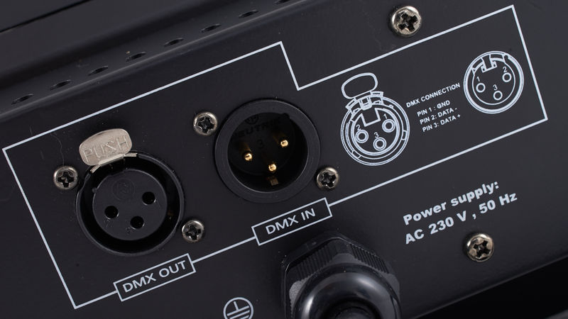 Showtec Stage Blinder 2 DMX