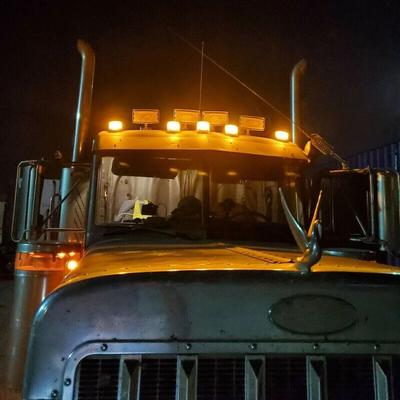 Multicon Wholesale Hub LED Roof Marker Lights For Peterbilt, Kenworth, Freightliner Trucks LEDs LED Roof Marker Lights For Peterbilt, Kenworth, Freightliner Trucks LEDs