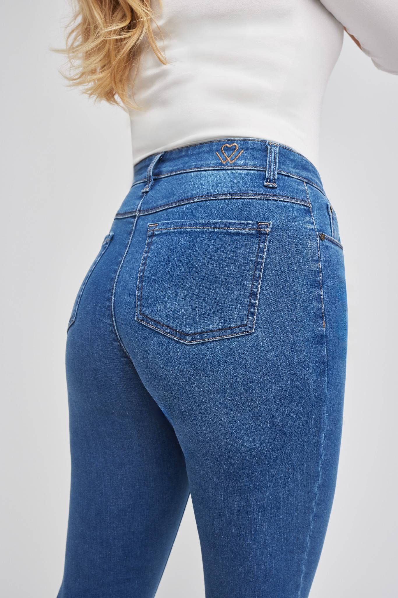 wonderjeans "Classic" Klassischer gerader Schnitt