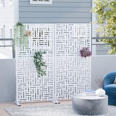 Lirago Outdoor Freestanding Metal Privacy Screen Decorative Partition Panel for Patio Garden Balcony