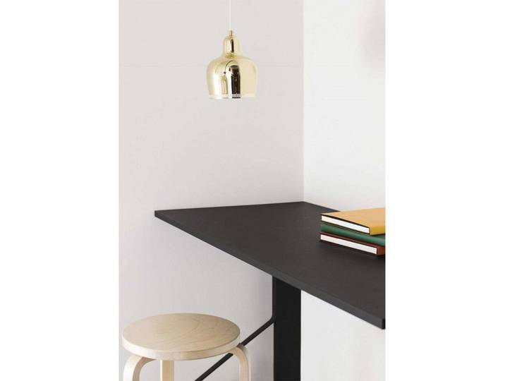 A330S Golden Bell Suspension Brass/White - Artek - Salle à manger - Métal