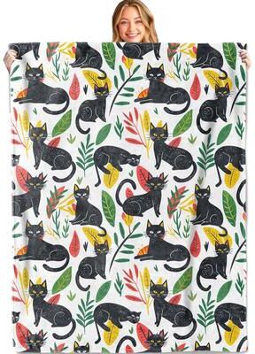 Shop Station White Daisy Daisy Throw Blanket Soft Floral Throw Blanket For Couch, Bed, Travel & All Seasons c 27.56 39.37 In