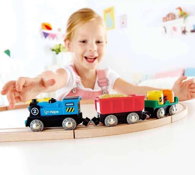 Train de marchandises à piles - Hape