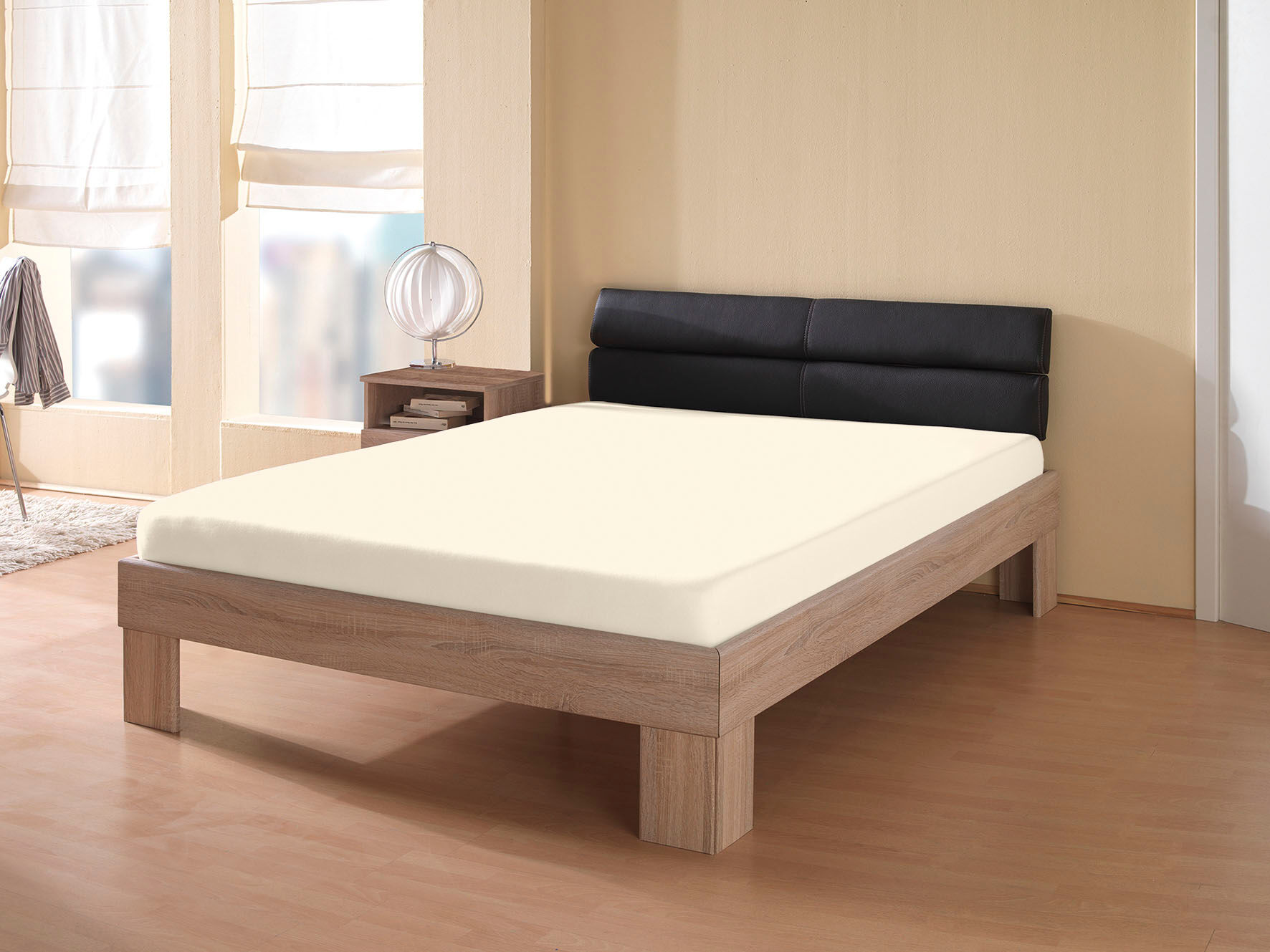 Spannbettlaken KUM "Interlock-Jersey Spannbetttuch", beige (natur), L:200cm, Interlock-Jersey, Obermaterial: 100% Polyester, Bettlaken, Spannbettlaken, bis ca. 30 cm Matratzenhöhe natur B/L: 200cm, 1 Stk., Interlock-Jersey, 140-160x200 30cm