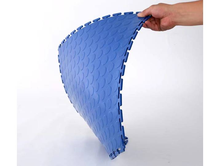 Tapis de sol de garage en plastique imbriqué pour carrelage de garage en PVC pour fabricant d'atelier d'entrepôt robuste de Chine