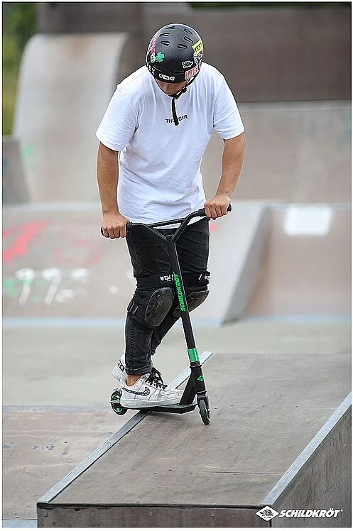 SCHILDKRÖT Stunt Scooter Untwist Ocean grün B