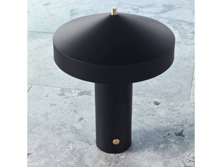 Lampe en acier et laiton coloris noir