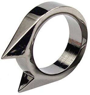 Cozy Casa Charm Self Defense Finger Ring Outdoor Survival Window Breaker Cats Ear Metal Defense Ring For Personal Safety black