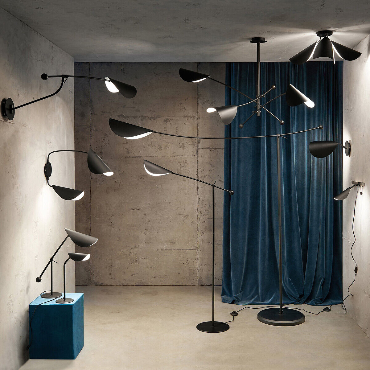 AM.PM Lampadaire forme arc Funambule