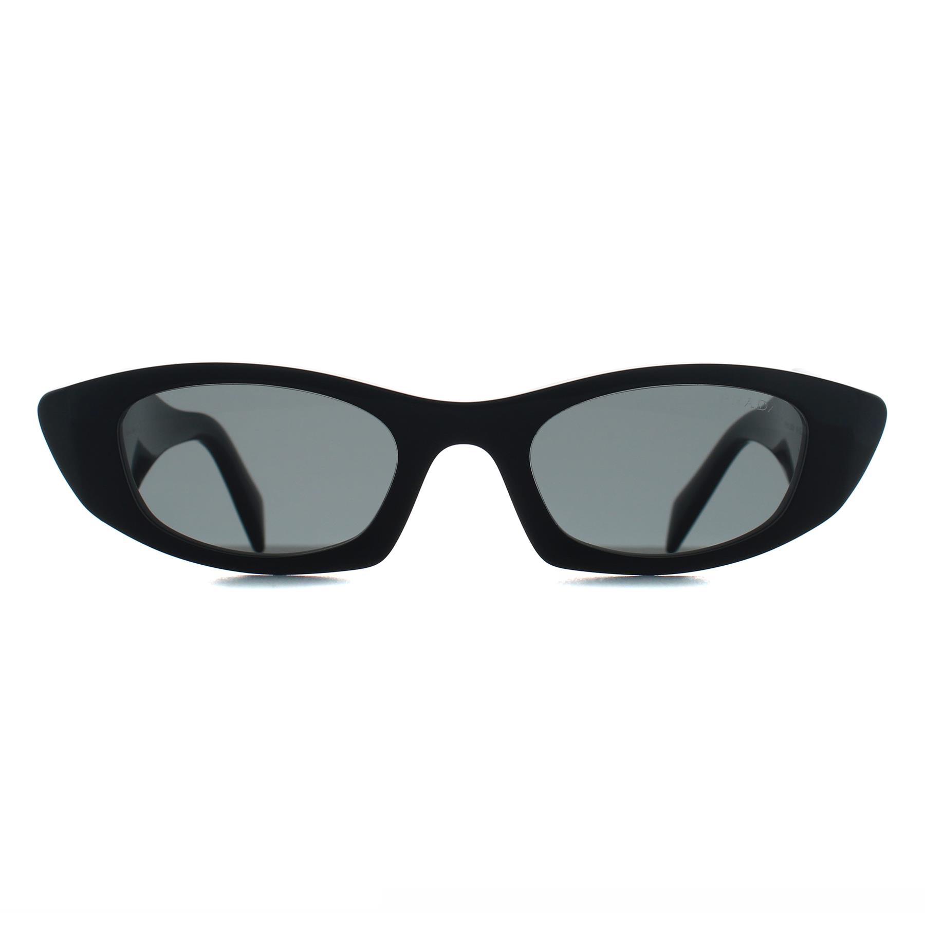Prada PRB16S 16K08Z zwart donkergrijs zonnebril