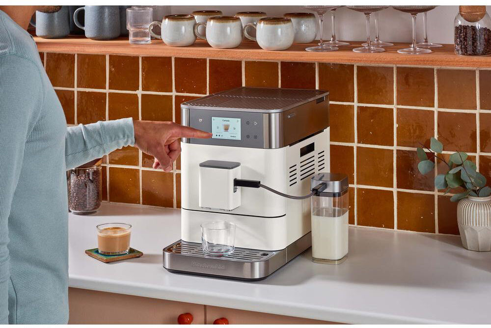 KitchenAid KF7 Fully Automatic Espresso Machine Cream 2.2L