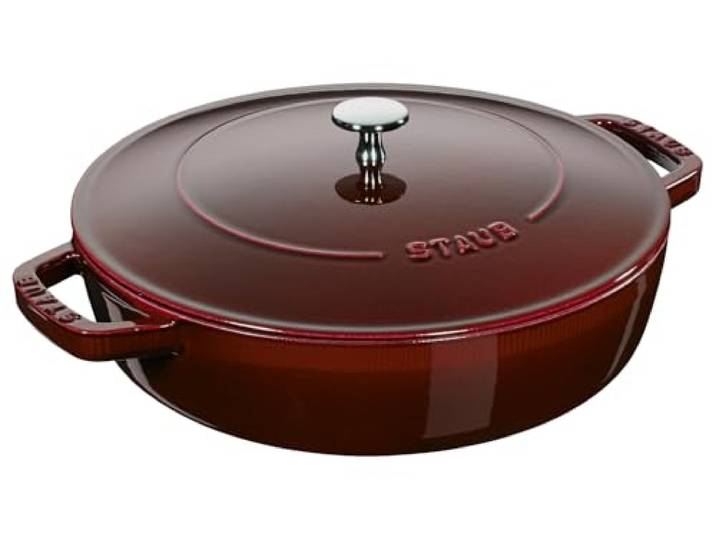 STAUB Schmorpfanne, Chistera Bräter, 28 cm, 3,7 L, Induktionsgeeignet, Aroma-Regen, Made in France, Grenadine-Rot