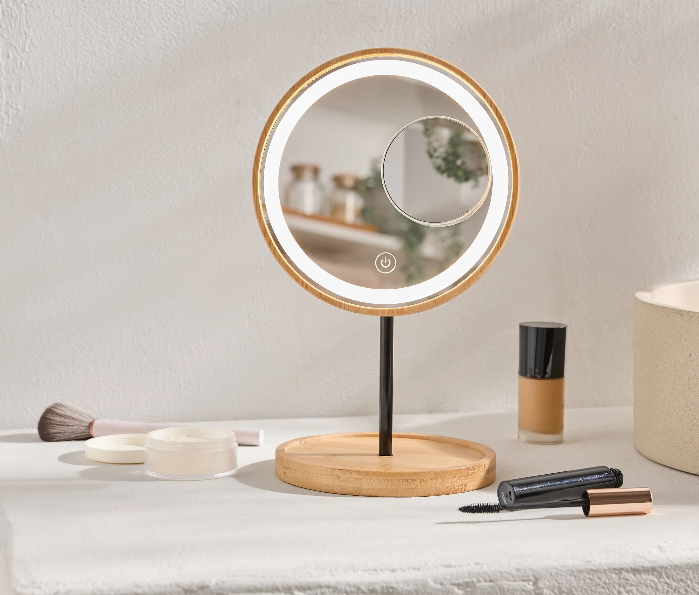 Tchibo - LED-Kosmetikspiegel mit zusätzlicher 5-fach-Vergrösserung - naturfarben