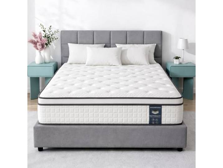 Qabefy Matratze 135x190 cm Höhe 25cm, 7-Zonen Orthopädische Federkernmatratze mit Comfort Memory-Schaum Schicht, Härtegrad H3, Rückenentlastende