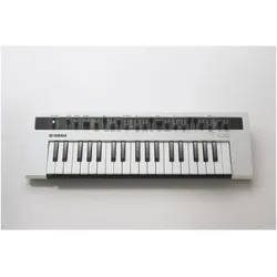 Yamaha Reface CS, Synthesizer, Weiss