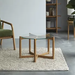 Couchtisch Nori aus massivem Eichenholz, 64 x 64 cm