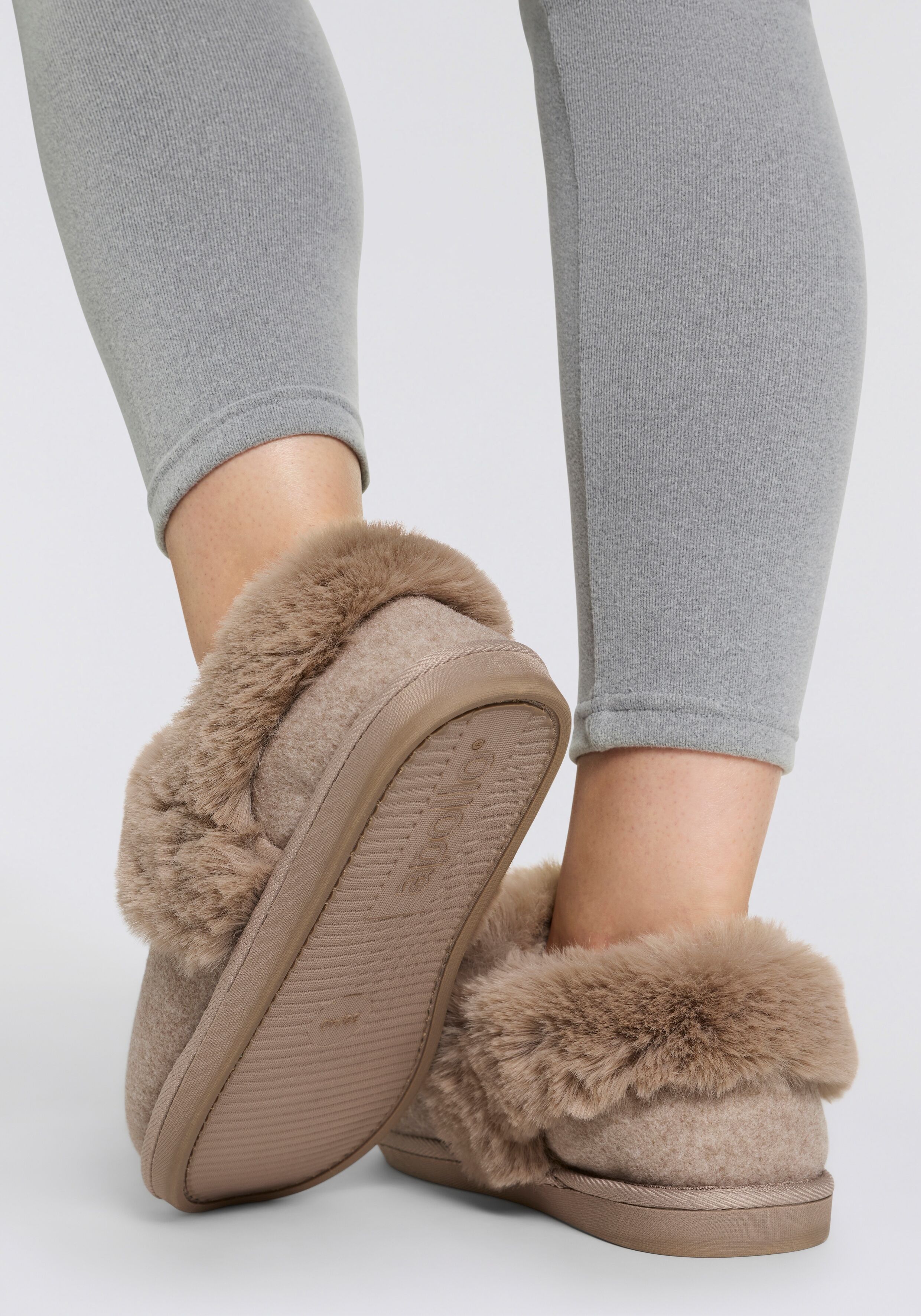 Hausschuh XQ FOOTWEAR, Damen, Gr. 39/40, beige (taupe), Obermaterial: 100% Polyester. Futter: 100% Polyester. Laufsohle: 100% Gummi, Schuhe Hausschuh, mit strapazierfähiger Gummisohle