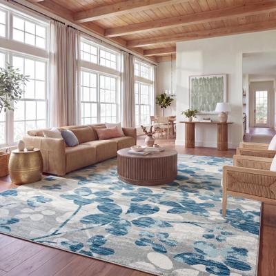SAFAVIEH Evoke Floral Area Rug