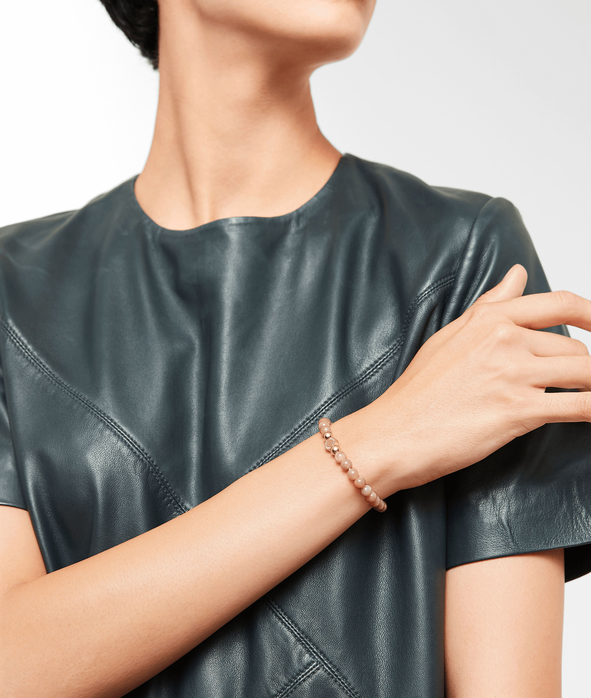 Armband LIEBESKIND BERLIN "Schmuck Geschenk Armkette Zugarmband", rosa (roségoldfarben, rosa, rosa), Armbänder, Damen, 17cm, Edelstahl Polyurethan, Edelstahl, Polyurethan, Armband, mit Edelsteinen