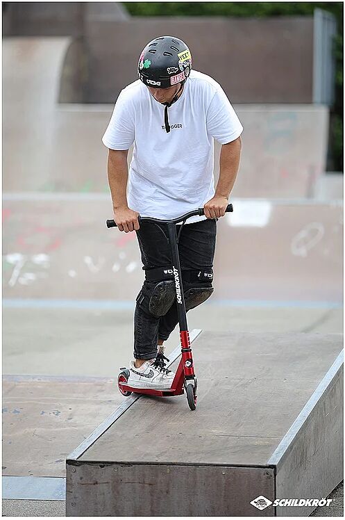 SCHILDKRÖT Stunt Scooter Flipship rot B
